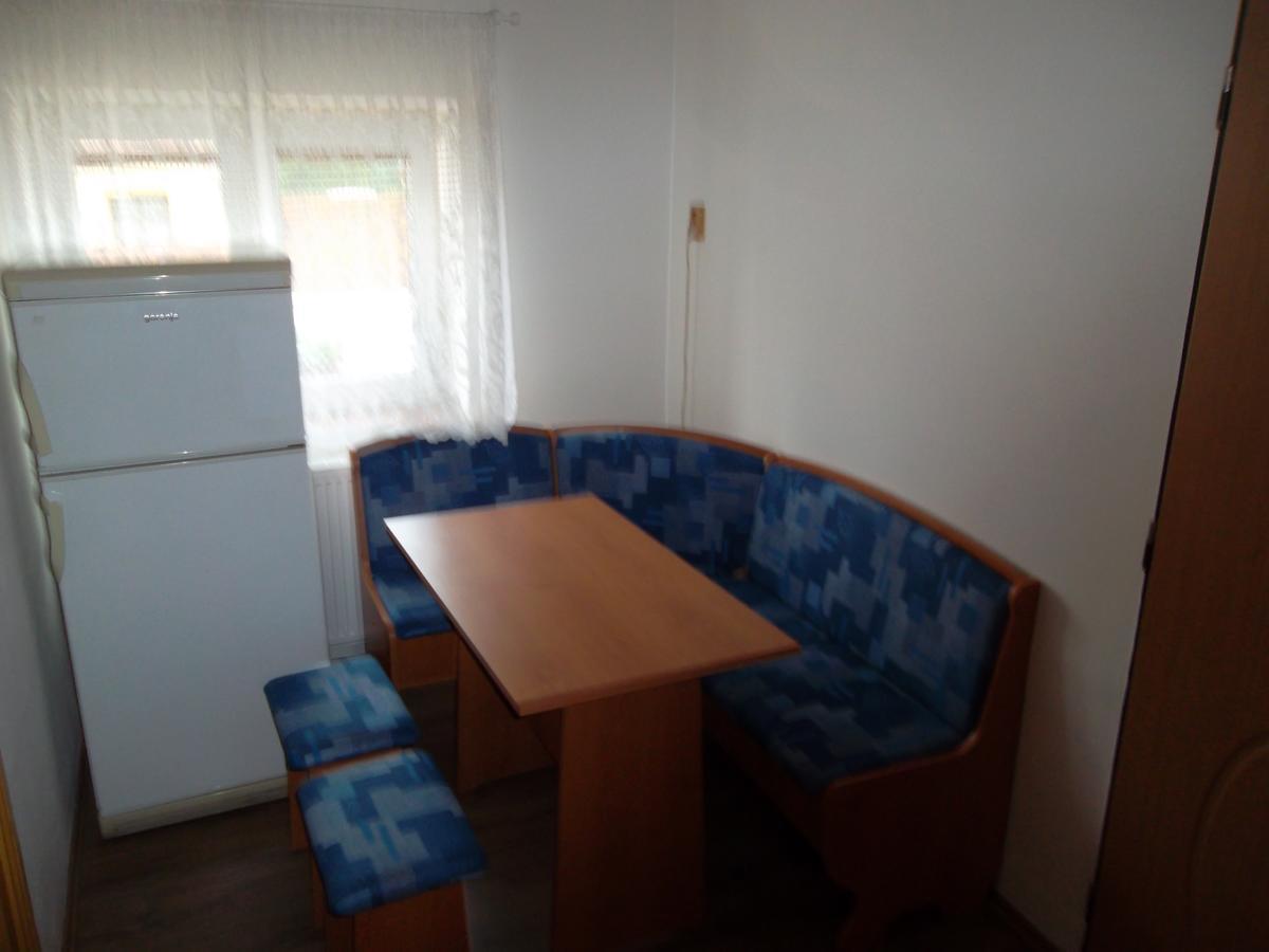 Ubytovani U Maminky Guest House Lednice Exterior photo